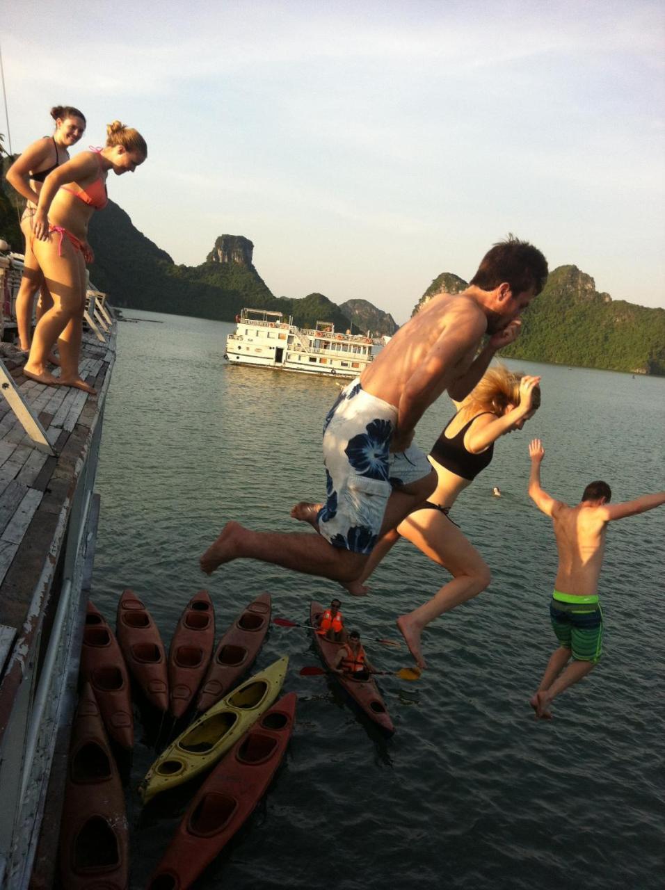 Full Moon Party Hotel 海防 外观 照片
