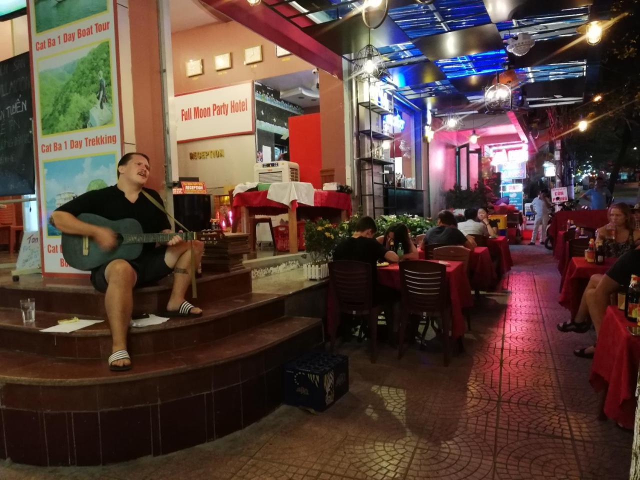 Full Moon Party Hotel 海防 外观 照片